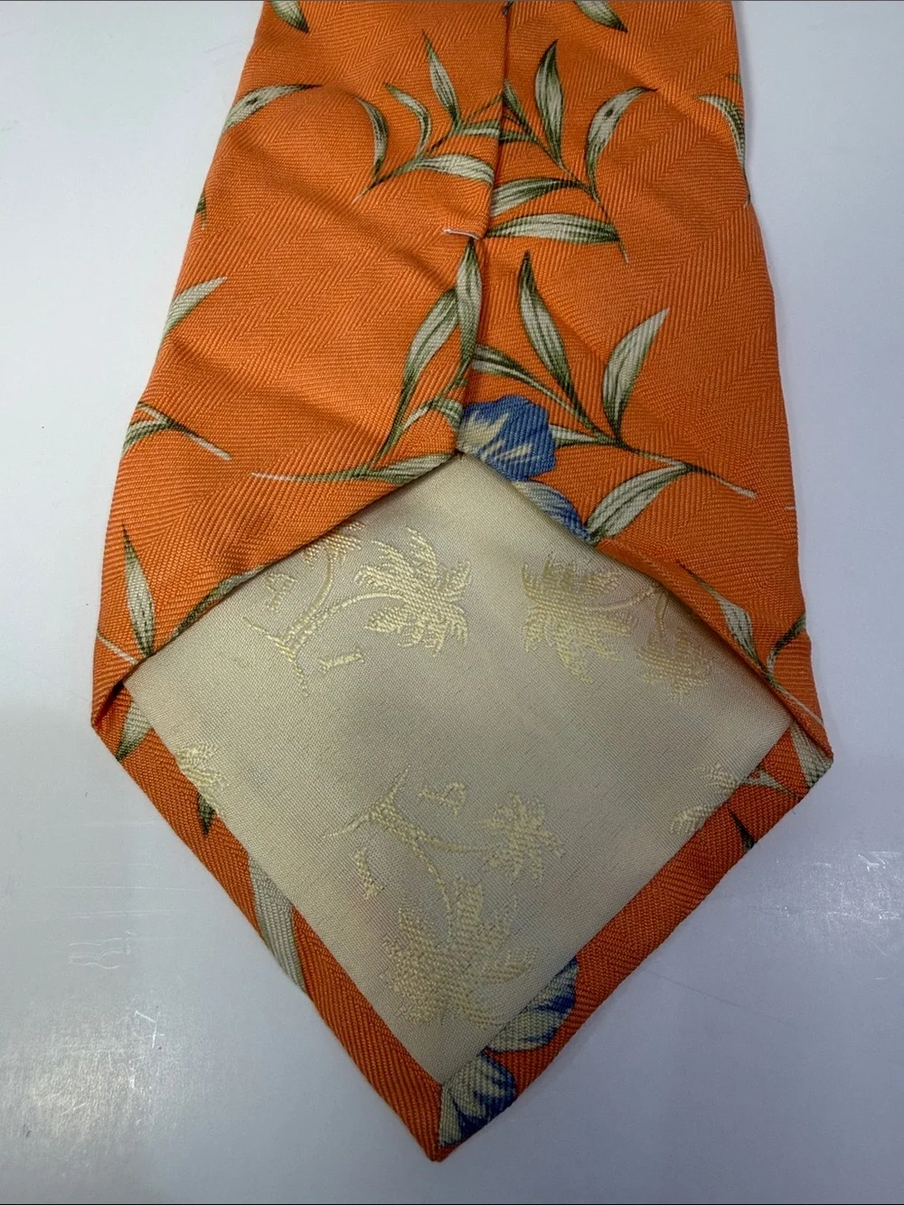 Tommy Bahama Men’s Floral Silk Tie Hibiscus Print